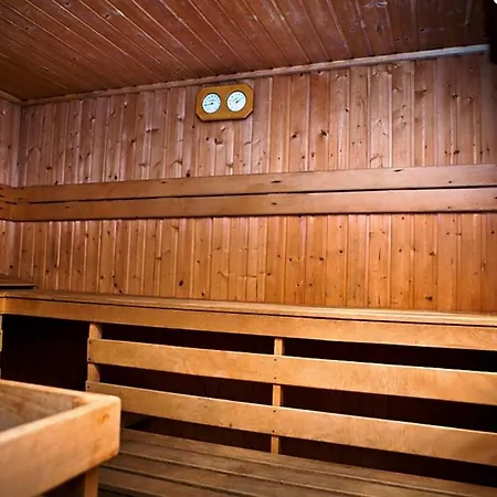 Guest house Orzel 3*