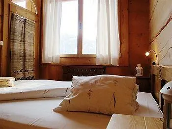 招待所 Orzel 考斯赛力克