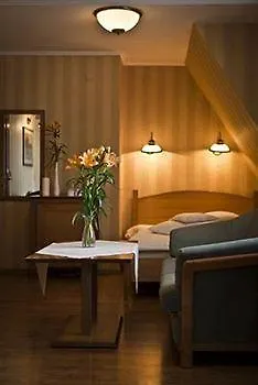 招待所 Orzel 考斯赛力克